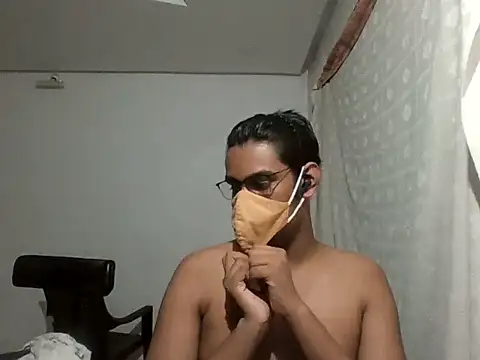 brownguy1234 online show from February 2025 01:48:02 PM