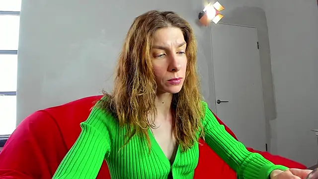 YourSuperModel online show from February 2025 10:08:02 AM