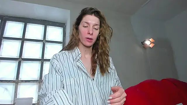 YourSuperModel online show from February 2025 05:13:01 AM