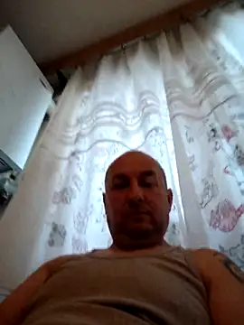 Snapshot of intx800 chatting on April 2026 04:05:02 AM intx800 online show from April 2026 04:05:02 AM