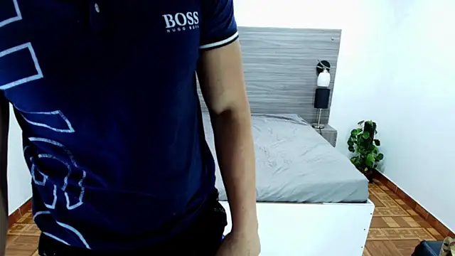 Snapshot of Loony_Zion chatting on January 2025 01:46:01 PM Loony Zion online show from January 2025 01:46:01 PM