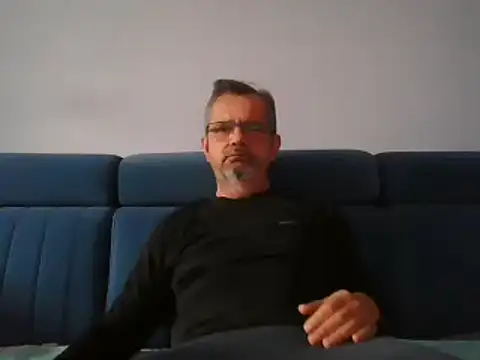 axecoman60 online show from February 2025 06:51:01 AM