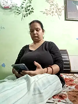 Kavya kapoor online show from February 2025 04:24:02 PM