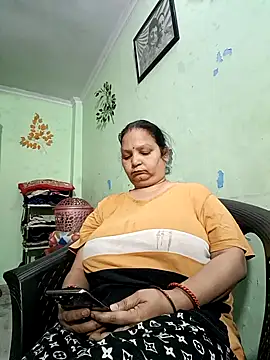 Kavya kapoor online show from March 2025 01:29:02 PM