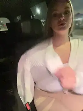 Devill Angel  online show from December 2024 07:11:02 PM