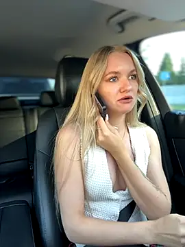 Devill Angel  online show from September 2025 02:16:01 PM