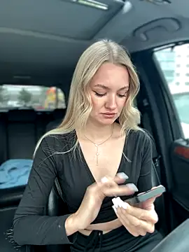 Devill Angel  online show from September 2025 10:04:01 AM