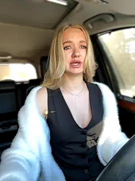 Devill Angel  online show from October 2025 11:05:02 AM