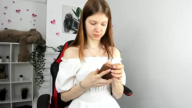 Baby Evalena online show from February 2025 04:55:01 AM