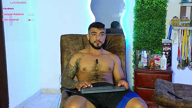 ERIC HARRISON online show from February 2025 11:37:02 PM