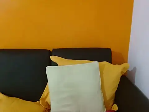 Snapshot of thekelliecapri chatting on September 2025 03:39:02 AM thekelliecapri online show from September 2025 03:39:02 AM