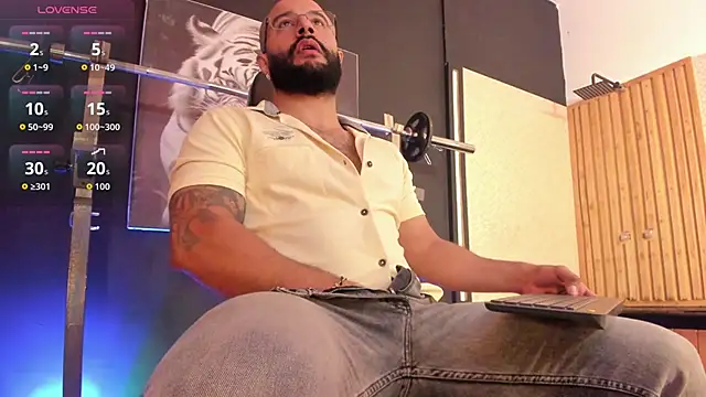 Luke  09 online show from October 2025 11:34:02 AM