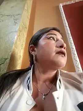 Hannahcandyy online show from February 2025 08:47:01 PM