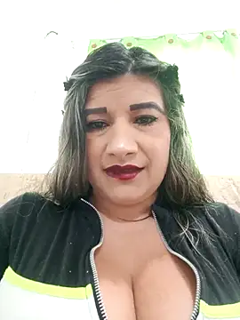 Hannahcandyy online show from September 2025 07:30:02 PM