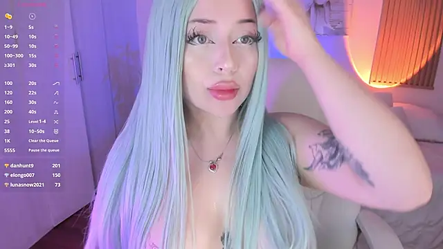 Kendall Bunnyy online show from January 2025 07:35:01 PM