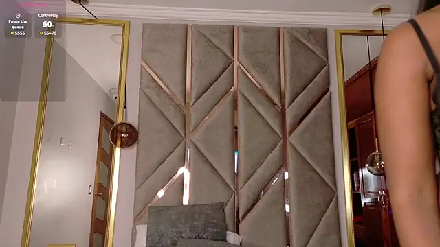 Lola King online show from February 2025 04:25:01 AM