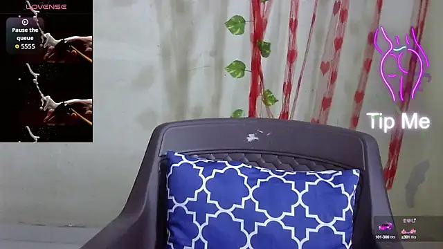 Snapshot of Preeti-Sexy chatting on September 2025 05:09:01 AM Preeti-Sexy online show from September 2025 05:09:01 AM