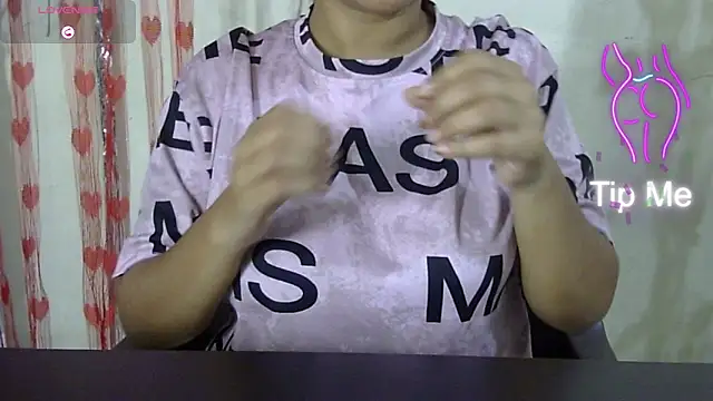 Snapshot of Preeti-Sexy chatting on November 2025 04:48:02 AM Preeti-Sexy online show from November 2025 04:48:02 AM