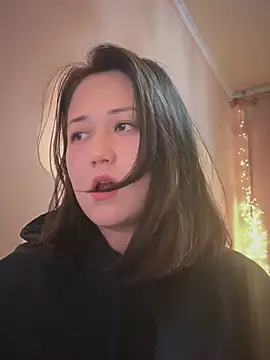 JoyFulLicss online show from December 2024 06:04:02 PM