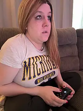 Snapshot of PuckBunny17 chatting on February 2026 10:42:01 PM PuckBunny17 online show from February 2026 10:42:01 PM