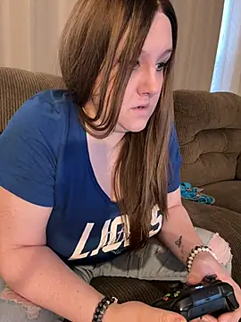 Snapshot of PuckBunny17 chatting on May 2026 11:20:01 PM PuckBunny17 online show from May 2026 11:20:01 PM
