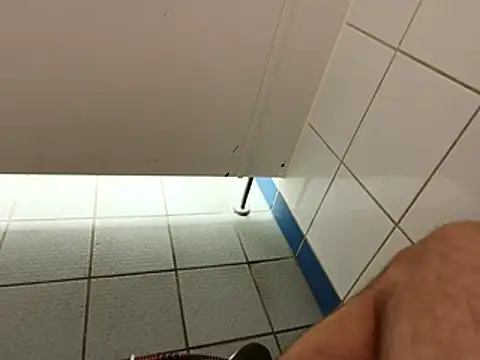 Wariat13cm online show from January 2026 03:25:02 PM