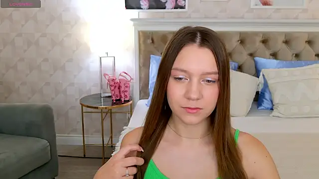 AliceBrayan online show from January 2025 05:13:01 AM