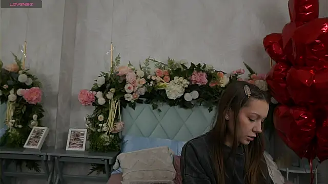 AliceBrayan online show from February 2026 05:03:02 PM