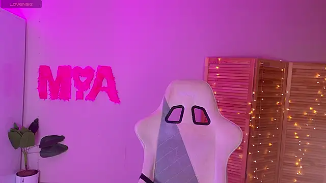 Miss Mia Murr online show from September 2025 03:32:02 AM