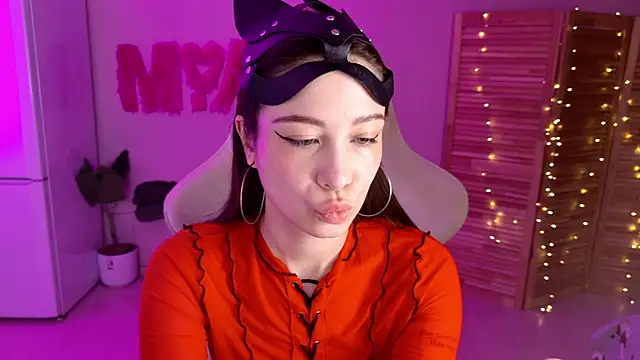 Miss Mia Murr online show from October 2025 04:32:02 AM