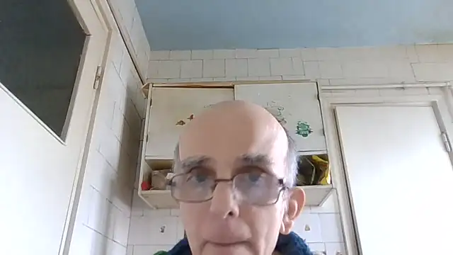 Snapshot of mariusica1@xh chatting on February 2026 11:48:02 AM mariusica1xh online show from February 2026 11:48:02 AM