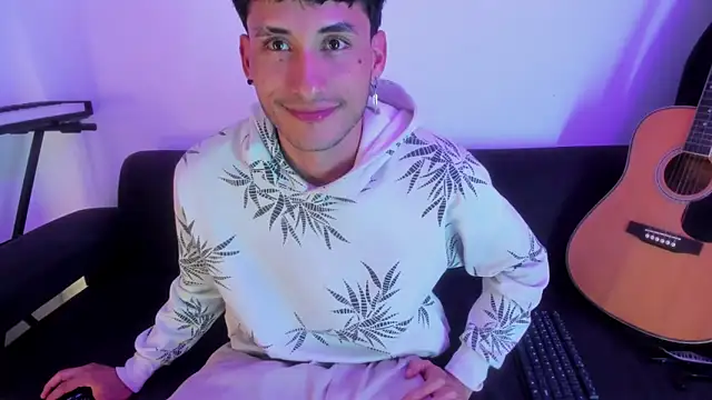 Henrikk senn online show from January 2026 01:51:01 AM