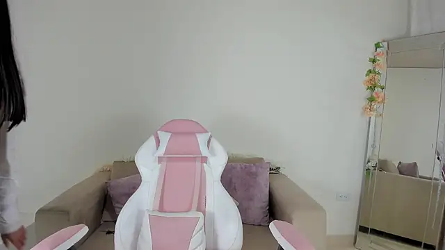 Charlotte cowell sub1  online show from December 2024 11:35:01 PM