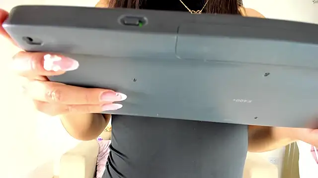 Charlotte cowell sub1  online show from January 2025 11:02:01 PM