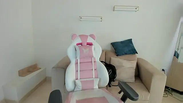 Charlotte cowell sub1  online show from September 2025 08:09:01 PM