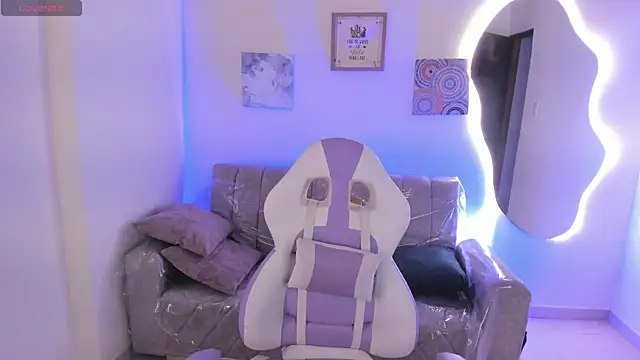 Charlotte cowell sub1  online show from December 2025 05:08:02 PM