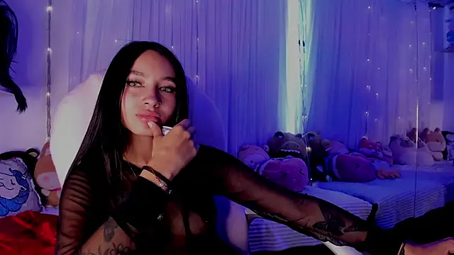 Snapshot of sophie_ws chatting on December 2024 06:39:02 PM sophie ws online show from December 2024 06:39:02 PM