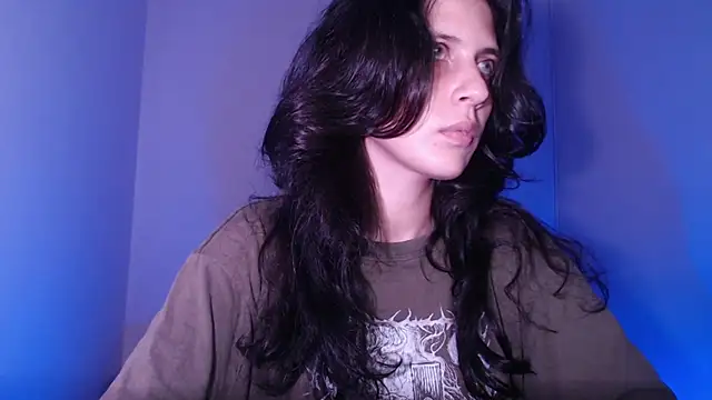 Snapshot of bellatrix25 chatting on May 2026 06:27:01 PM bellatrix25 online show from May 2026 06:27:01 PM