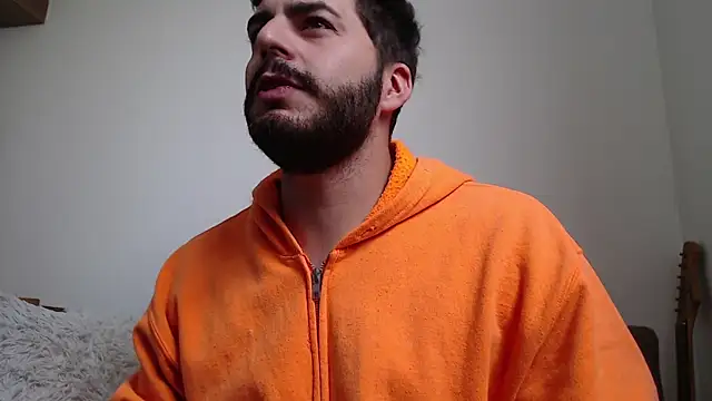 Snapshot of thomas_gun chatting on February 2026 04:01:01 PM thomas gun online show from February 2026 04:01:01 PM