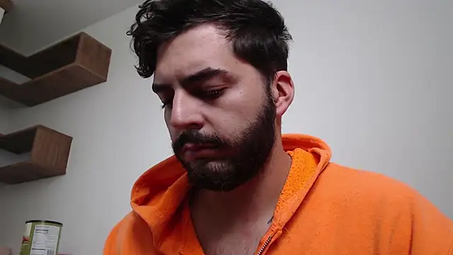 Snapshot of thomas_gun chatting on February 2026 04:47:02 PM thomas gun online show from February 2026 04:47:02 PM