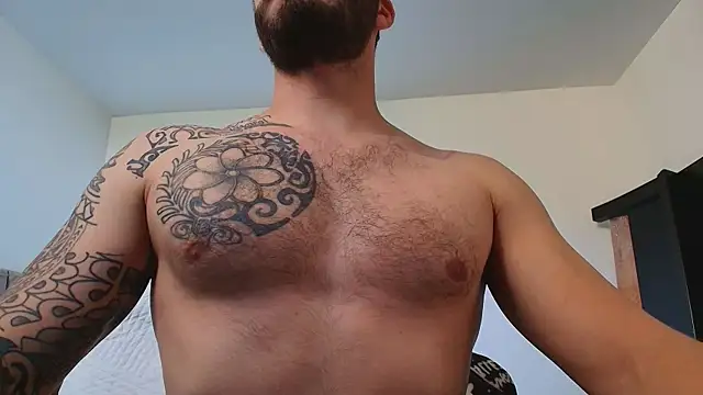 Snapshot of thomas_gun chatting on February 2026 02:49:01 PM thomas gun online show from February 2026 02:49:01 PM