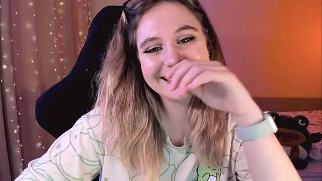 Diana Flower online show from February 2025 01:22:02 PM