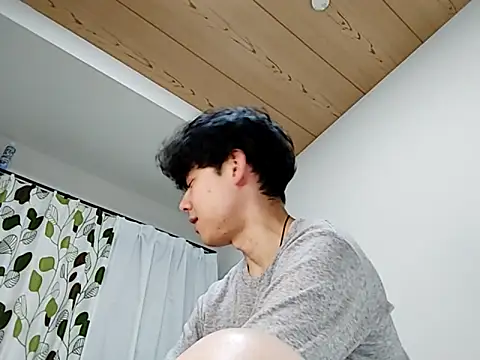 whitebriefboy online show from March 2025 05:35:02 PM