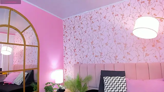 amber-hill online show from February 2025 10:07:02 PM