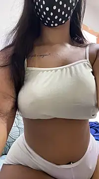 larissa1705 online show from January 2025 03:39:02 PM