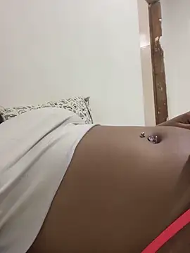 larissa1705 online show from January 2025 04:07:01 AM