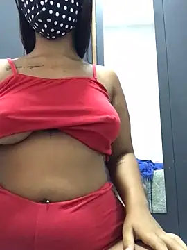 larissa1705 online show from February 2025 04:08:01 PM