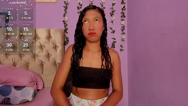 Snapshot of Karolina_sexy24_ chatting on November 2025 01:37:01 AM Karolina sexy24 online show from November 2025 01:37:01 AM