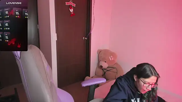 hitomi arata online show from January 2025 06:06:02 PM