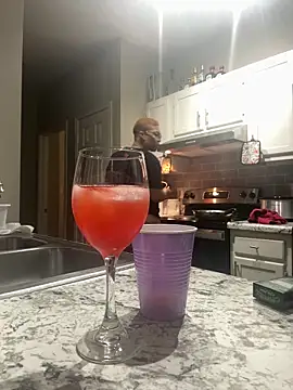 Snapshot of SexyHoneyRedd chatting on February 2025 11:44:01 PM SexyHoneyRedd online show from February 2025 11:44:01 PM